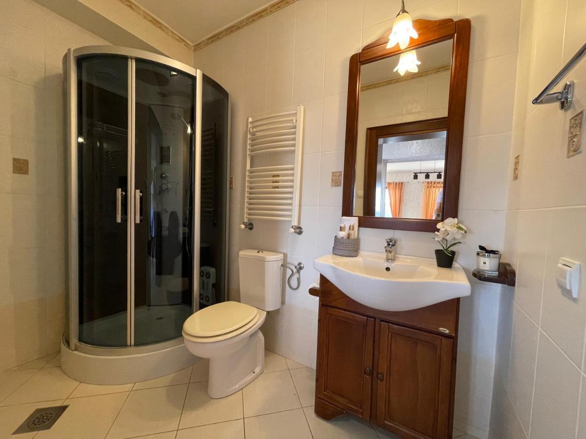 Apartman St. Bar